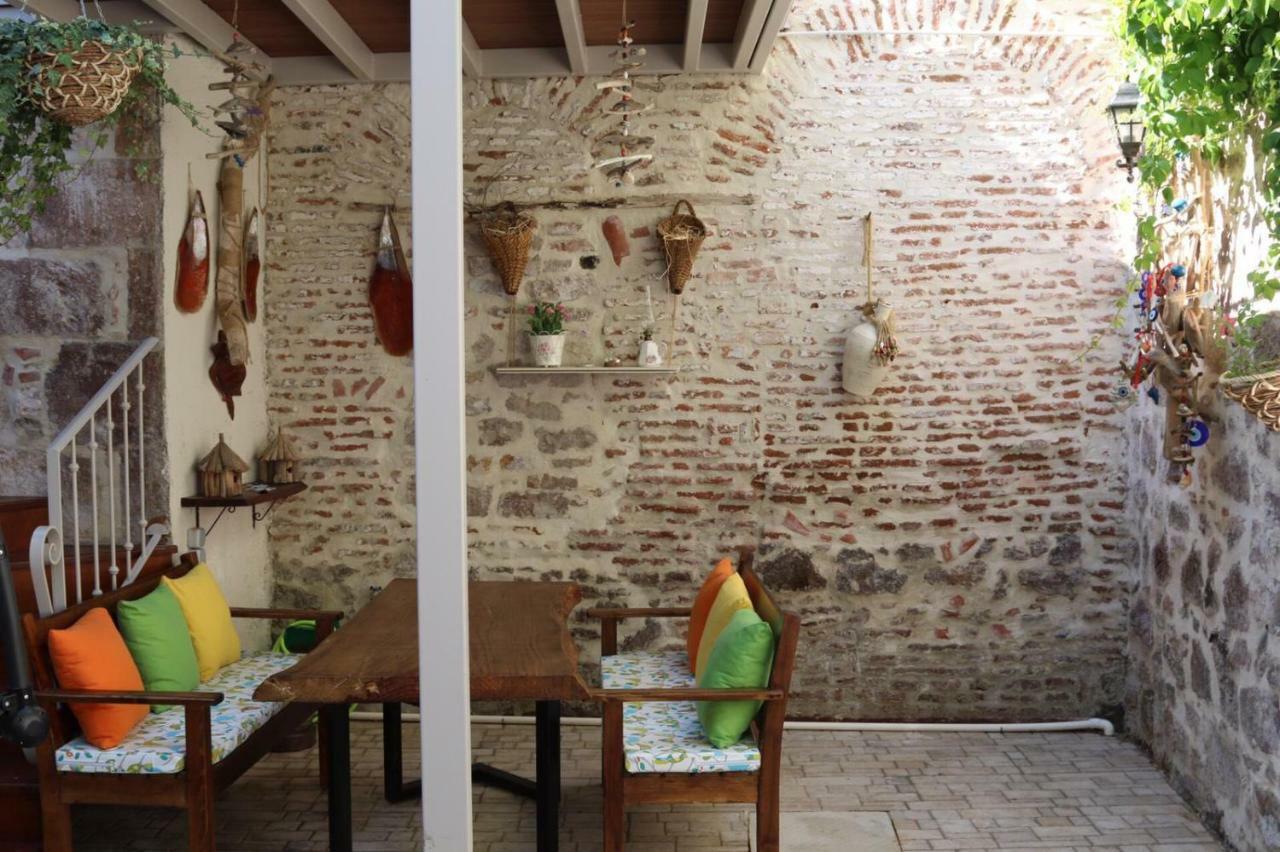 Gizemli Konak Ayvalik Exterior photo